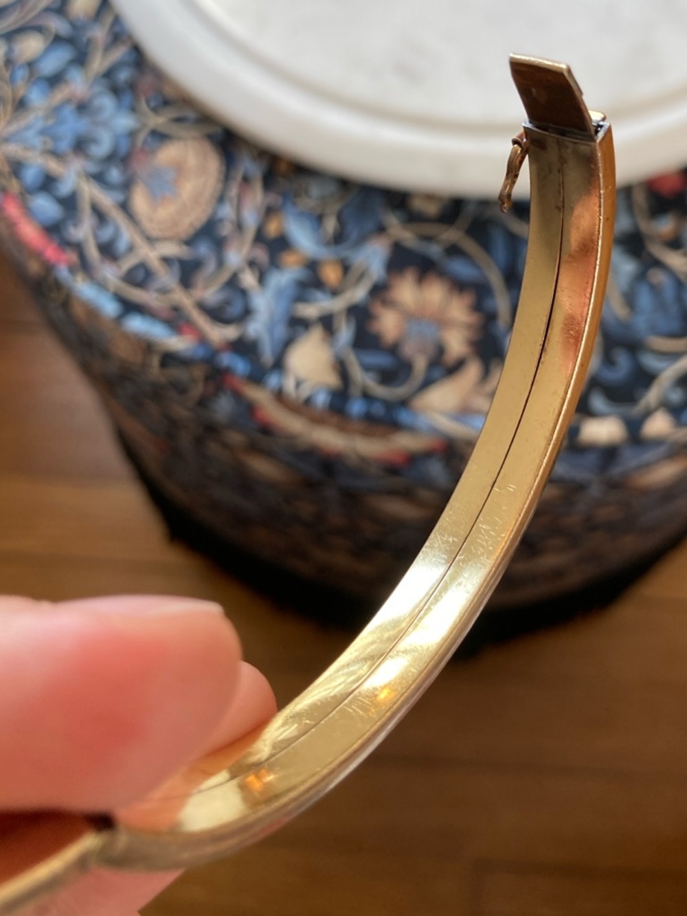 Antique Rolled Gold Hinged Bangle Bracelet w/Maker’s Mark - Picture 11 of 14